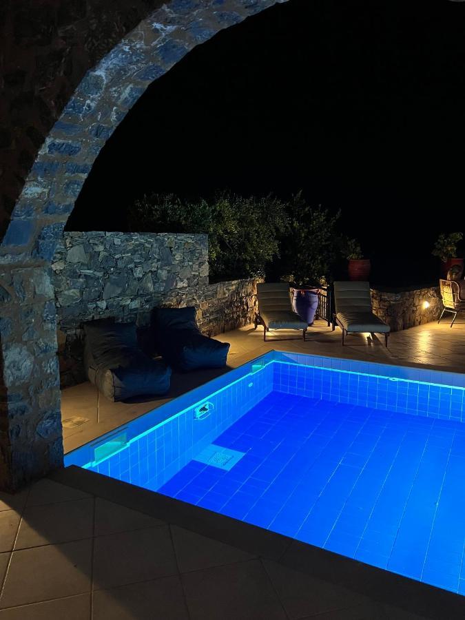 Helios Villa *