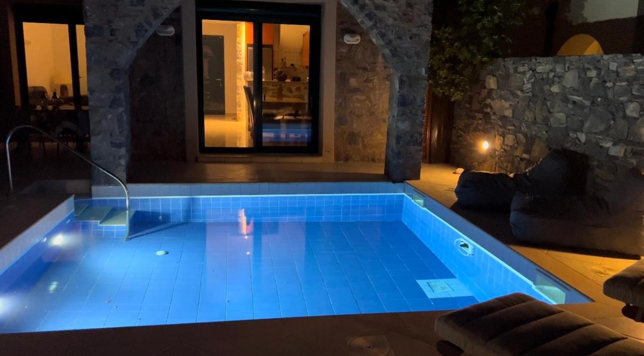 Helios Villa
